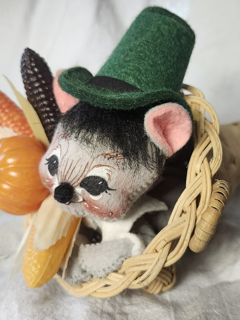 Vintage 1992 Annalee Mobilitee Thanksgiving Harvest Mouse